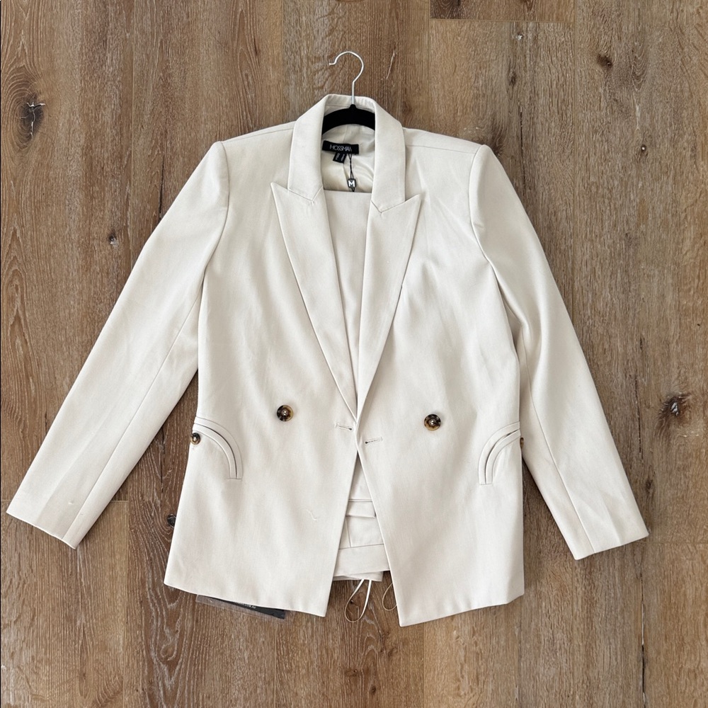 Mossman Women's Cream Blazer / Pant Set